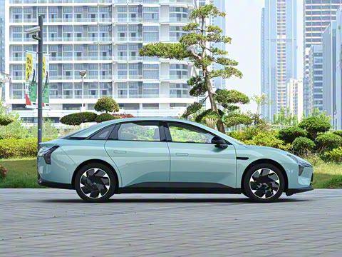 2025�� 600 �������� Max