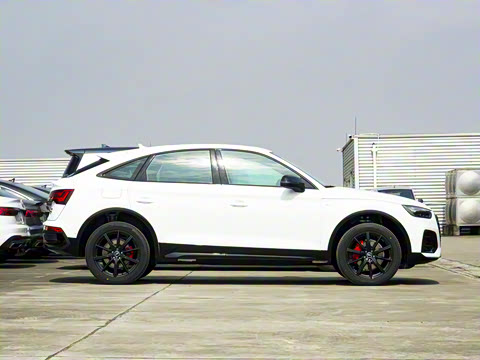 2025�� quattro 45�����ذ� 40 TFSI ������