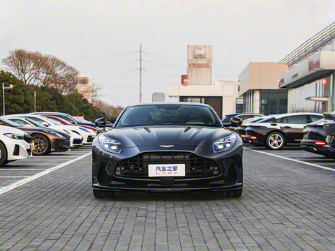 2025�� 4.0T V8 Coupe