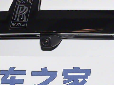 2025�� Black Badge