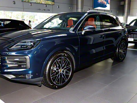 2025�� Cayenne 3.0T