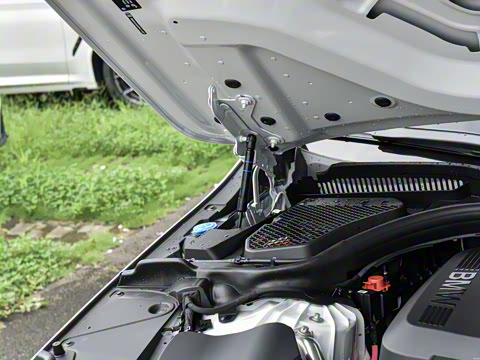 2024�� 525Li M�˶���װ