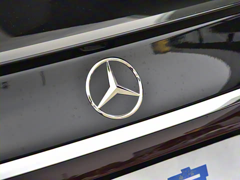 2025�� �Ŀ� E 300 ʱ�����˶���