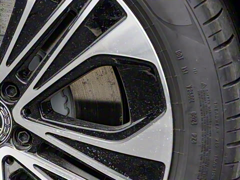 2024�� E 350 e L ���ʽ��϶����γ�