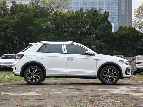 2025�� 300TSI DSG���������