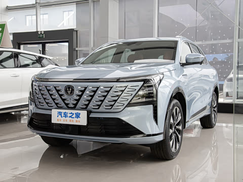 2025�� ���Ĵ� UItra 2.0T ������ �ǻ۾�����