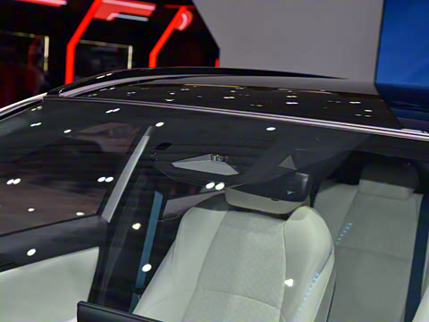 2025�� 560 ����Max��