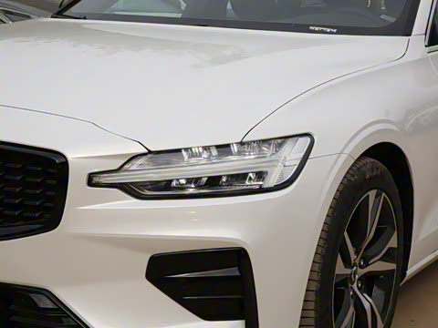 2025�� B5 ��Զ�˶���