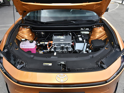 2025�� 550 PRO���а�