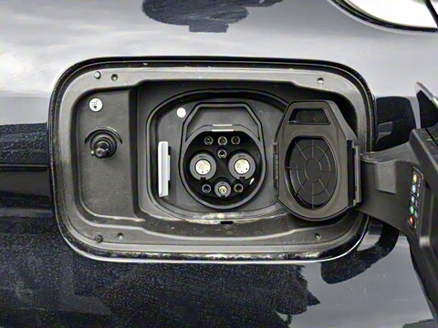 2025�� eDrive 35 L