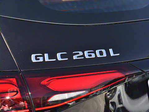 2025�� �Ŀ� GLC 260 L 4MATIC ������