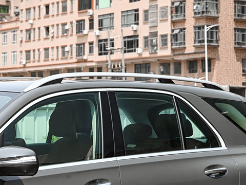 2025�� �Ŀ� GLE 450 4MATIC ������