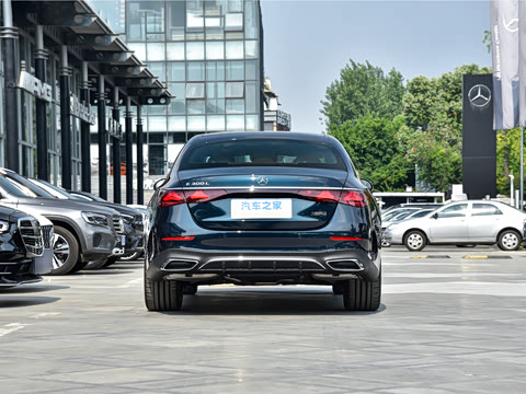 2025�� E 300 L �����˶���