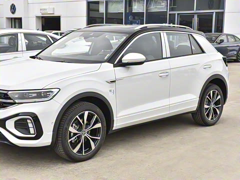 2025�� �Ŀ� 300TSI DSG�����ǹ��