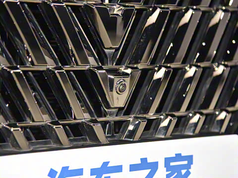 2024�� 2.0T �Ǽ�������