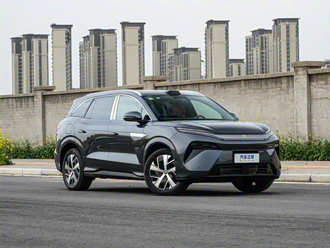 2025�� DM 215KM�����״��콢��