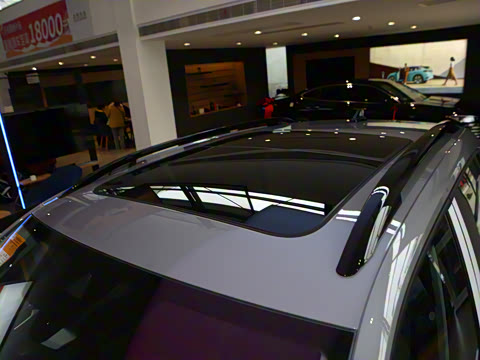 2025�� ���� 300TSI ������