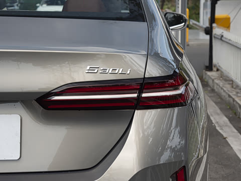 2024�� 530Li ������ M�˶���װ