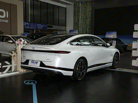 2025��  ���� ����� 710 Զ����