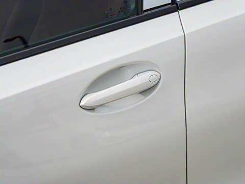 2025�� 330Li M�˶���ҹ��װ