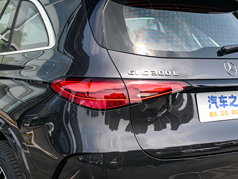 2025�� �Ŀ� GLC 300 L 4MATIC ������ 5��