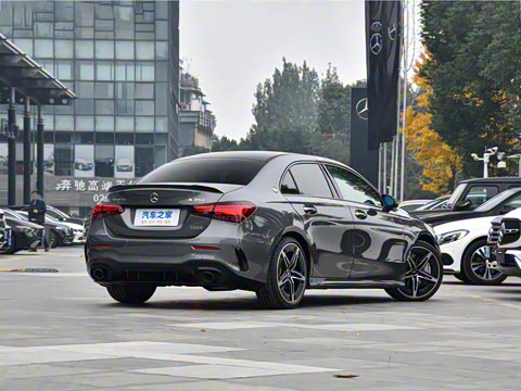 2025�� AMG A 35 L 4MATIC