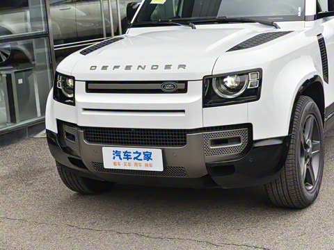 2025�� 110 3.0T P400 X-Dynamic SE