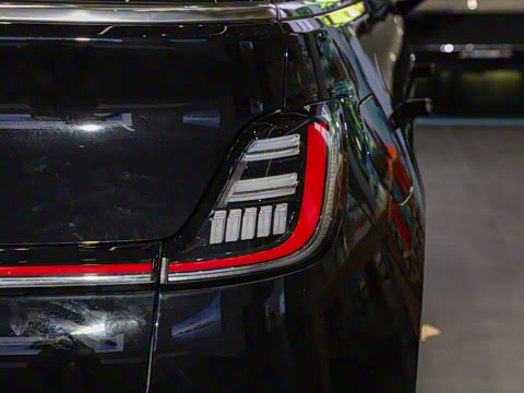 2023�� 460 Pro ��Ϭ��