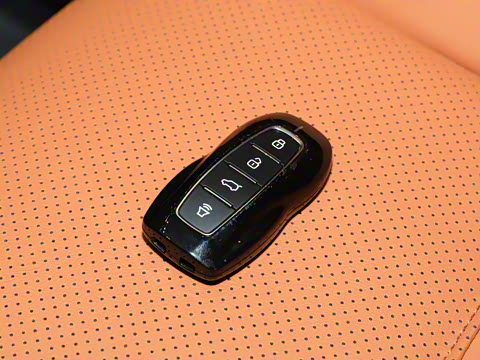 2025�� EcoBoost 170 ������PLUS