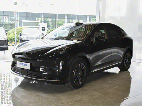 2025�� 825 Max��