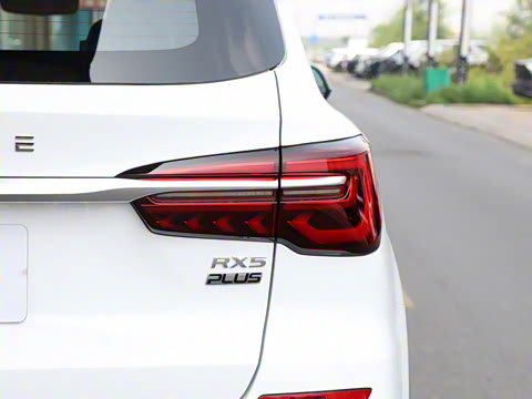 2025�� PLUS 330TGI �Զ��쳱�ǻݰ�