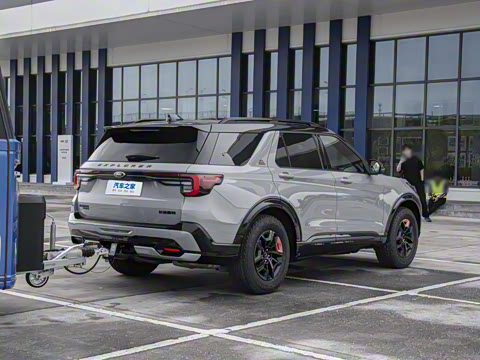 2024�� 2.3T EcoBoost �����۷�� 7��