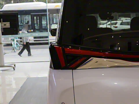 2023�� ���ٰ� 762