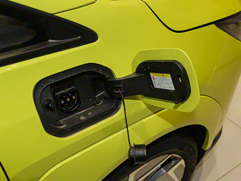 2022�� 510km ����� 160kW 61.13kWh