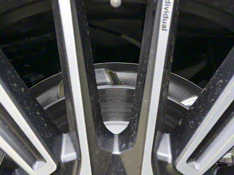 2024�� xDrive25Li M�˶���װ