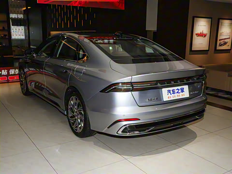 2025�� 2.0T ���ݰ�