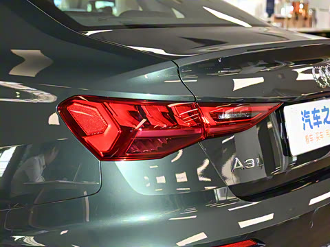 2024�� A3L Limousine 35 TFSI ʱ���˶���