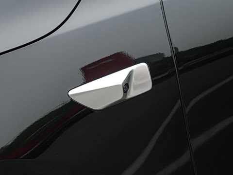 2025�� Pro ���ܻ��°�