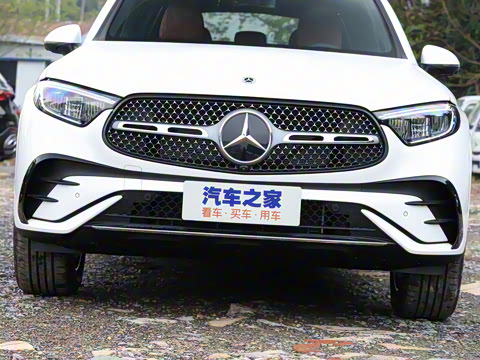 2025�� GLC 260 L 4MATIC ������