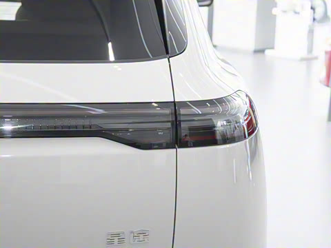 2025�� ���� 760 Max��������������ʻ