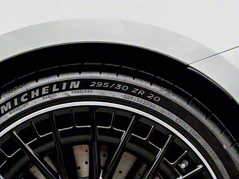 2024�� AMG CLE 53 4MATIC+ ���ܳ�