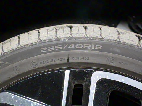 2025�� 300TSI R-Line