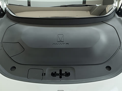 2025�� �Ŀ� Ultra���̰�