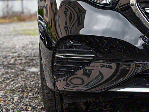 2025�� E 300 L ������