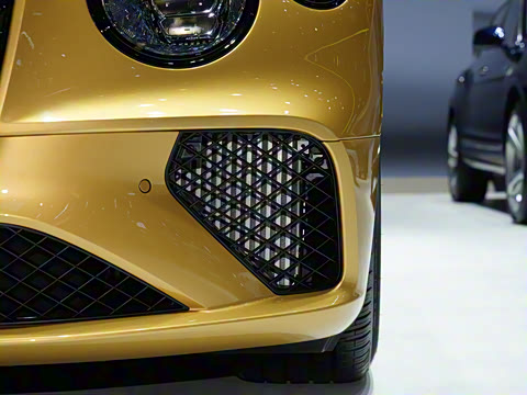 2024�� GT V8 Edition 8