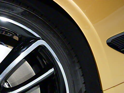 2024�� GT V8 Edition 8