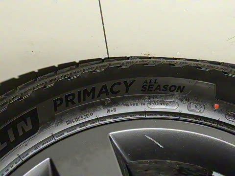 2025�� 90 3.0T P400 X-Dynamic HSE