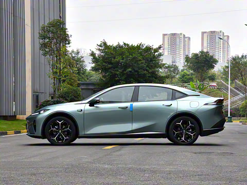 2024�� 230Max���̰�