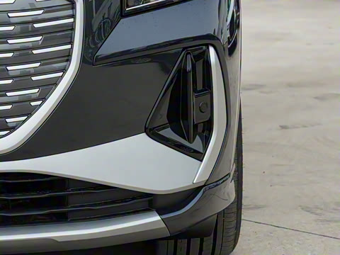 2024�� 40 e-tron ������