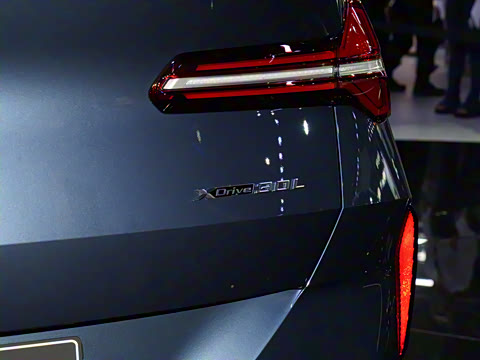 2025�� xDrive30L ������ M�˶���װ